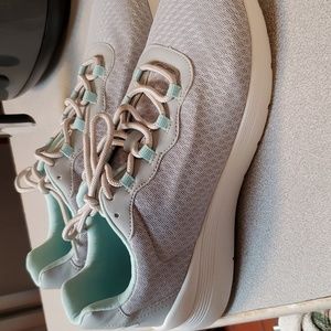 Easy spirit womens 10W excellent used condition